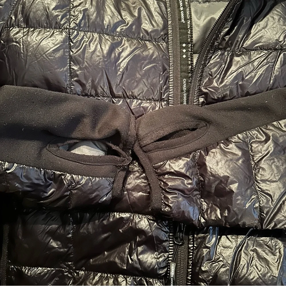 Canada Goose Men's Shiny Black Puffer Jacket - Picture 7 of 13